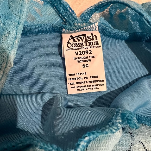 Blue dance costume - Picture 5 of 5